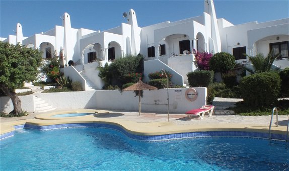 For long-term let: 2 bedroom house / villa in Mojacar, Costa de Almeria
