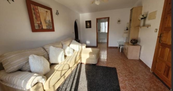 2 bedroom bungalow for long-term let in San Fulgencio, Costa Blanca