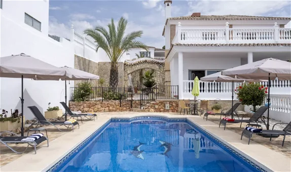 For short-term let: 3 bedroom house / villa in Mijas, Costa del Sol